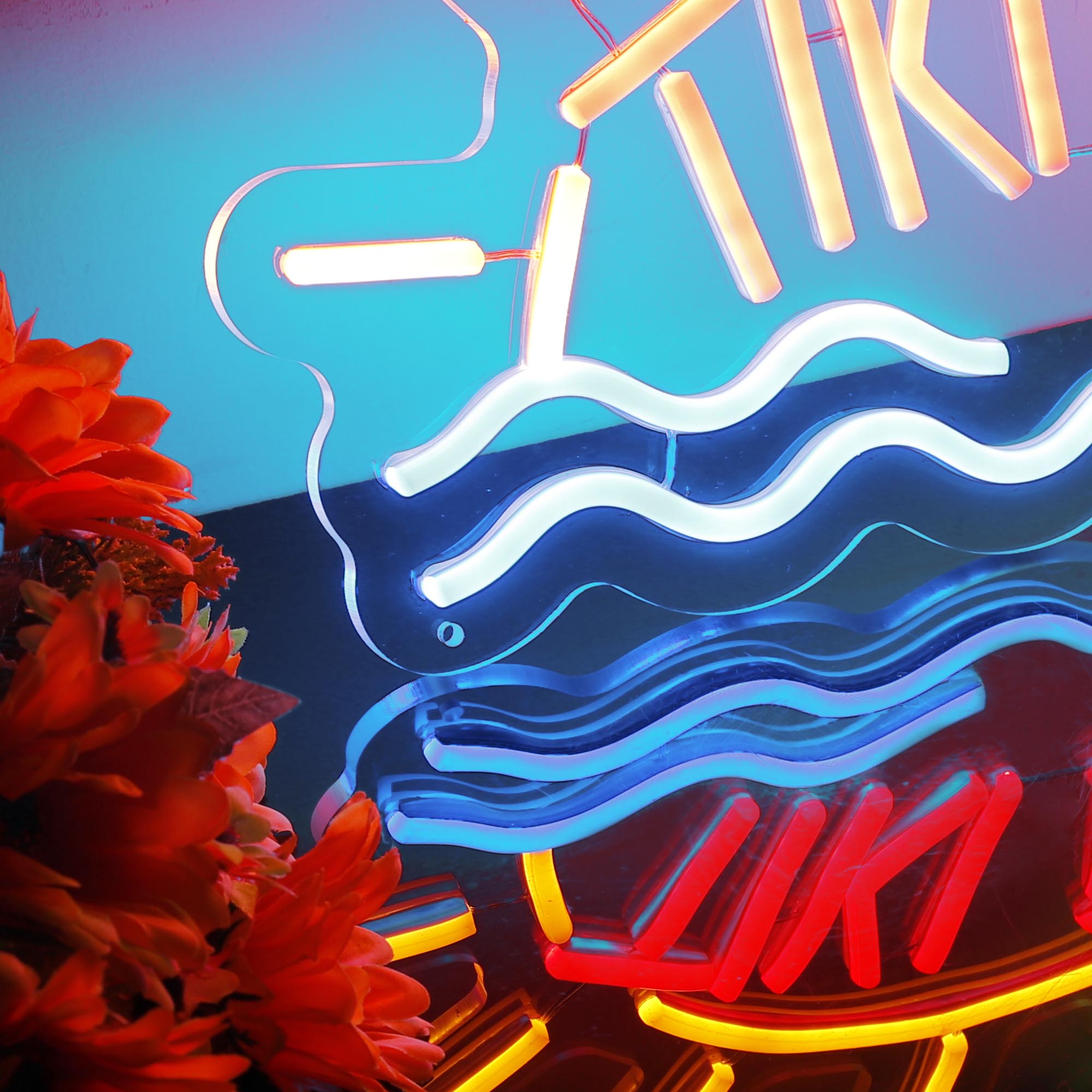 "TIKI BAR" Words Beach Theme Neon Sign