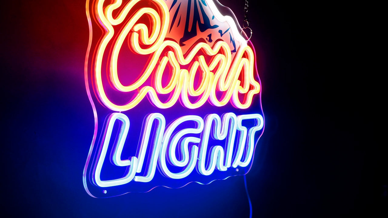 Custom Neon Signs: Making Your Bar Popular?